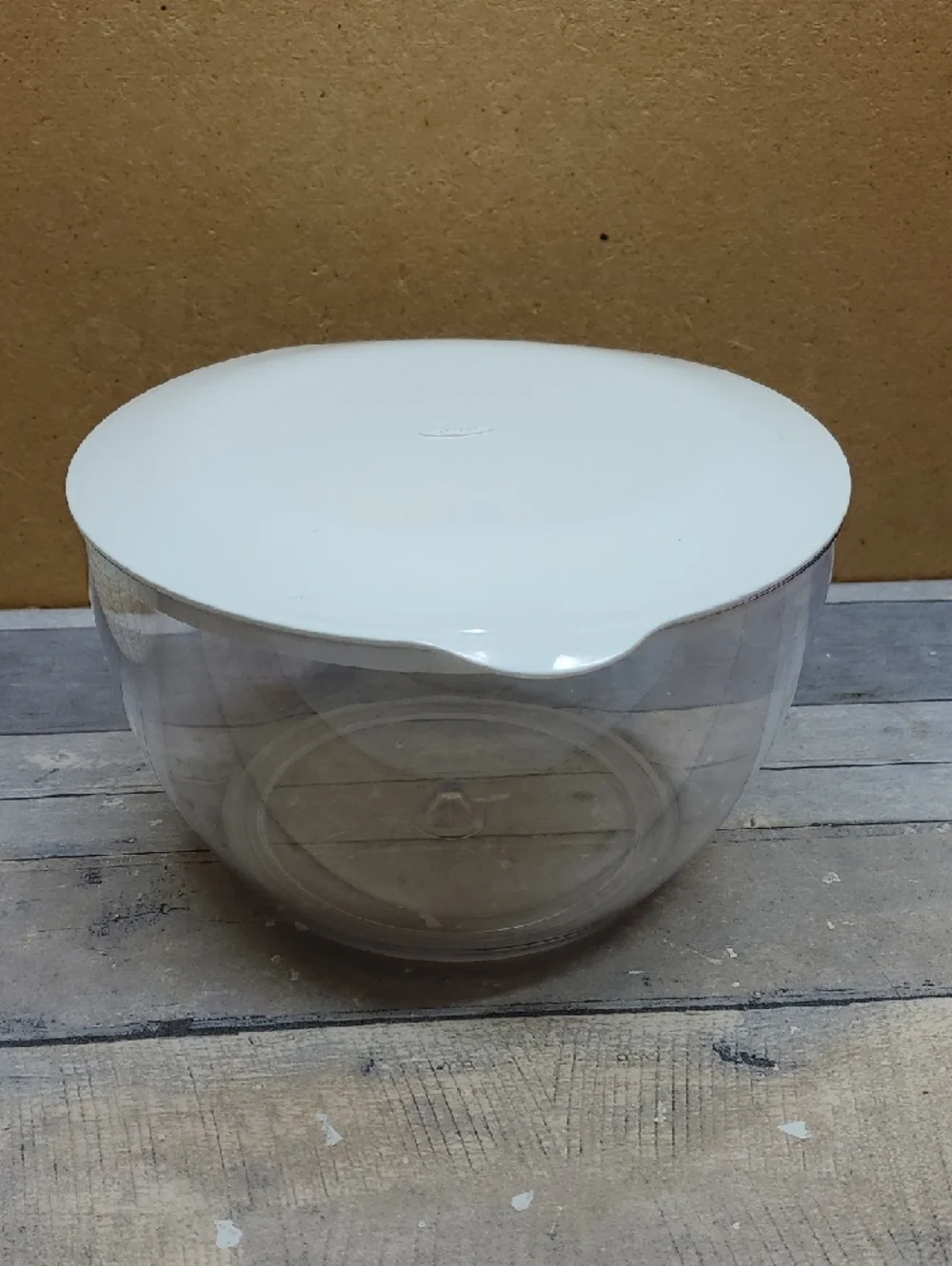 Clear OXO Good Grips  Salad Spinner 7.5 Inches with lid
